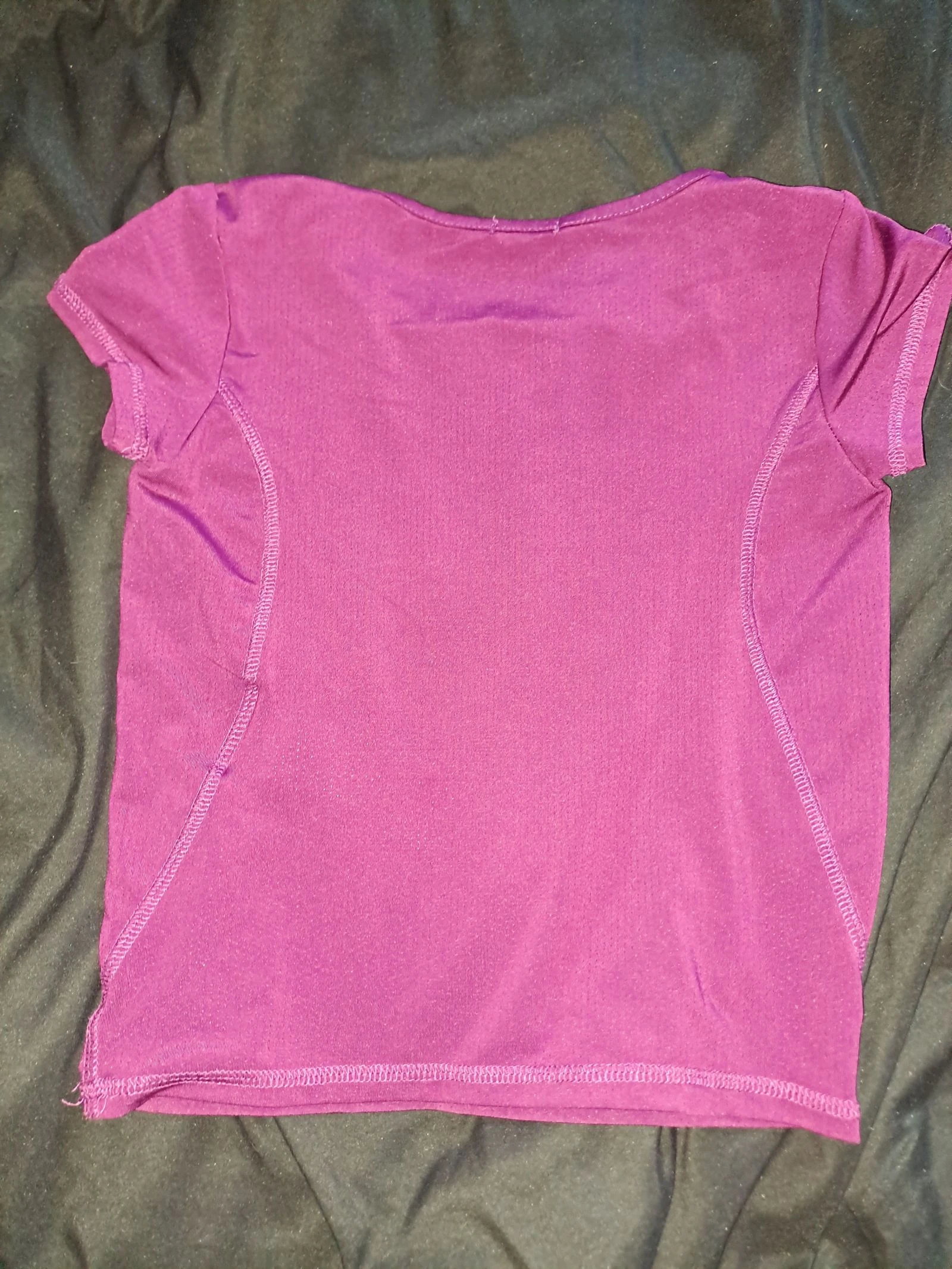 Camiseta violeta gemo 6 anos – photo 3